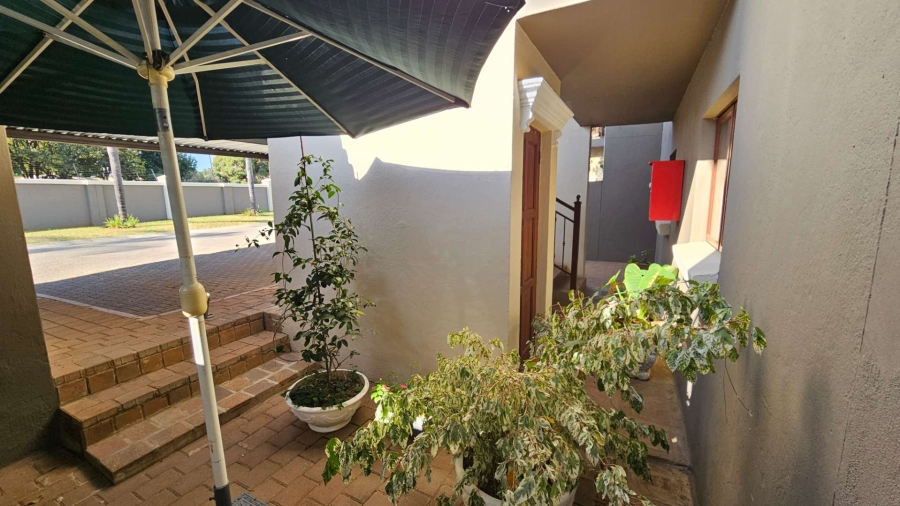 2 Bedroom Property for Sale in Melodie North West